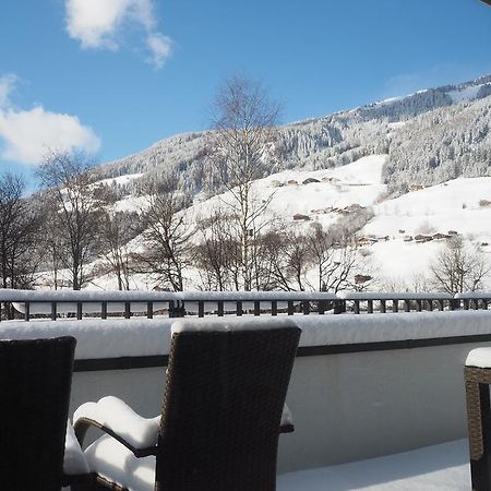 Apartment Smaragdblick Wildkogel Bramberg am Wildkogel Dış mekan fotoğraf